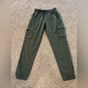 Size small pants. New never worn. Excellent condition